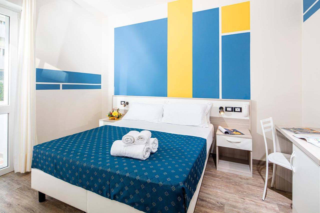 Hotel Orchidea Lignano Sabbiadoro Exterior photo